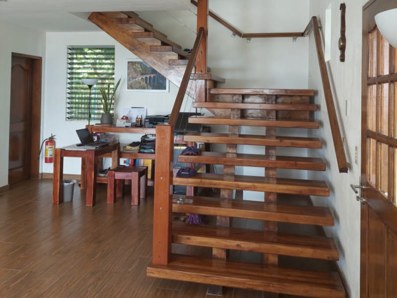 Dining area and kitchen counter