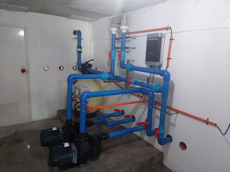 Pump and filter system in the basement